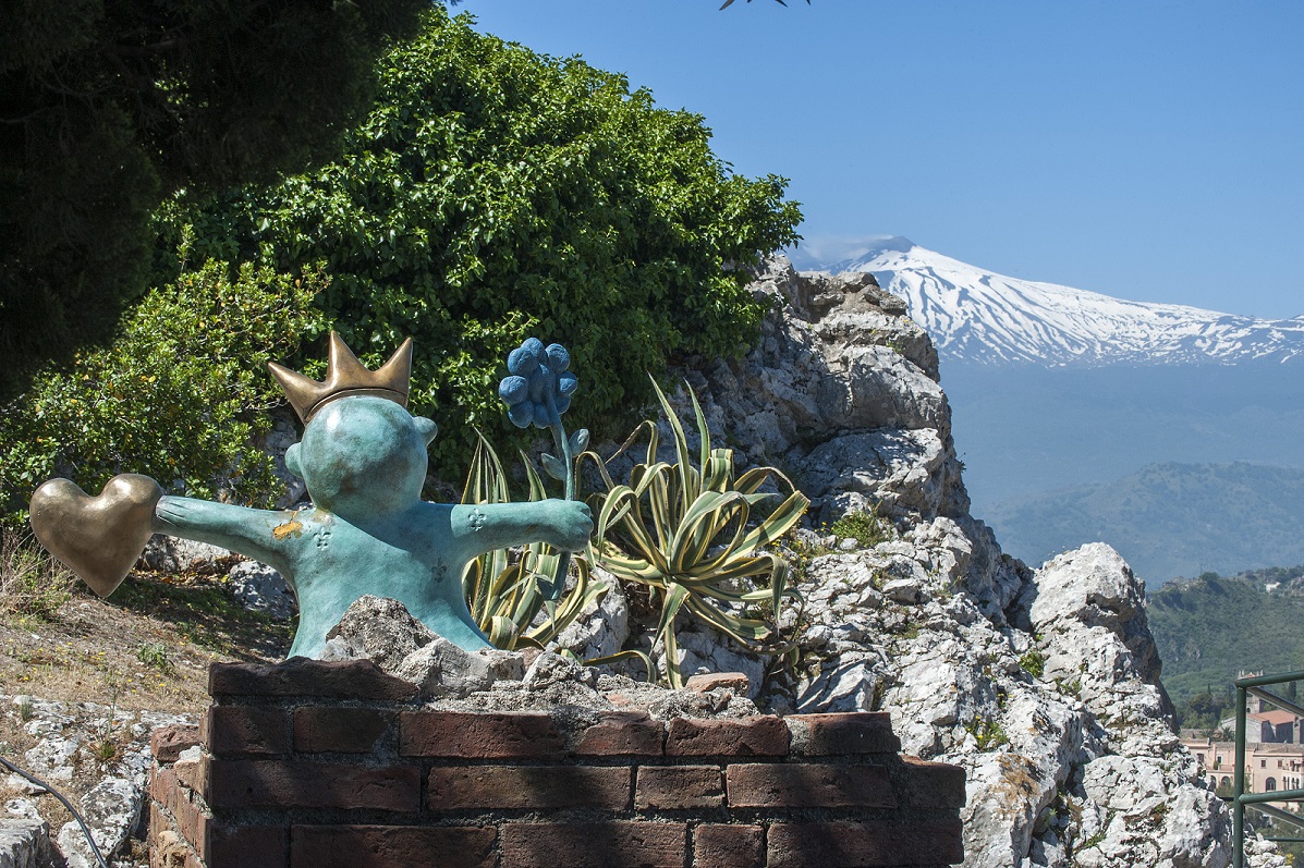 GRUDDA, Piccola Regina e sullo sfondo l'Etna (ph. Nifosì) LGT