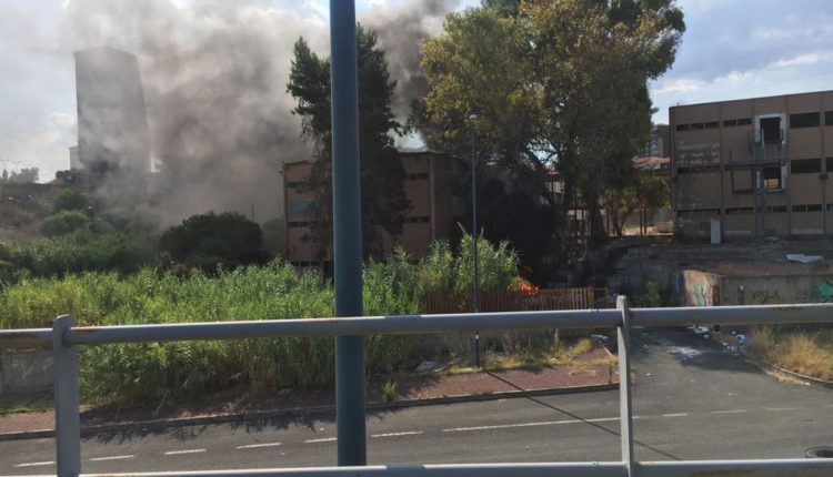 rogo dentro ex scuola brancati(1)