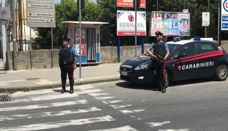 Posto di controllo Barcellona carabinieri