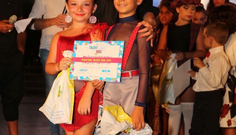 Giulia Belluardo e Giuseppe Basile con la giurata Mirella Maltese