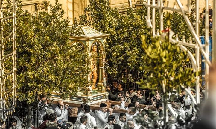 San Sebastiano uscita dalla chiesa foto LEANDRO DOTTORE