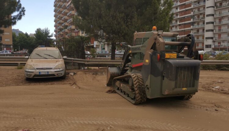 L’Esercito interviene a Palermo dopo l’alluvione (2)
