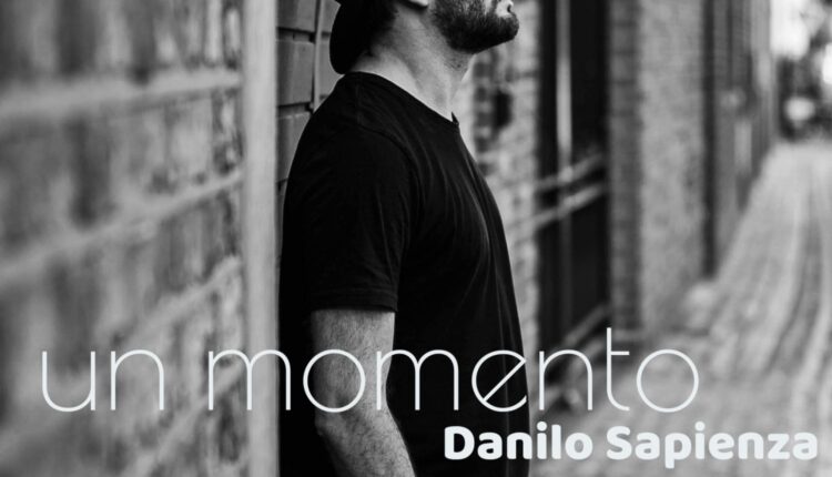 Danilo Sapienza – Un momento – COVER