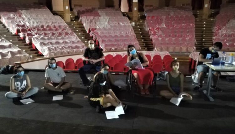 Teatro Mandanici – Alcuni degli allievi del Laboratorio multidisciplinare