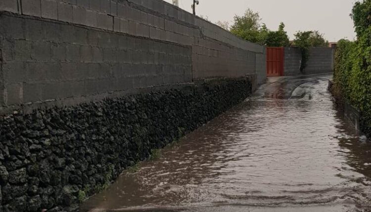 strade allagate a san giovanni galermo ogni volta che piove (1)