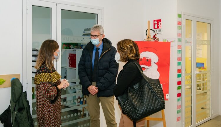 foto 6 – visita sindaco Cassì alla Next School