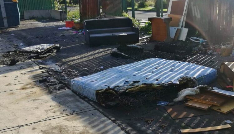 rifiuti abbandonati e dati alle fiamme nelle periferie (2)