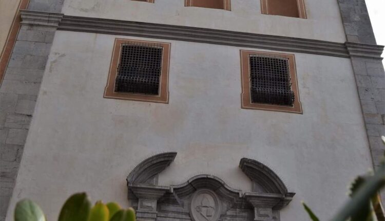 CACCAMO_Chiesa della Badia facciata