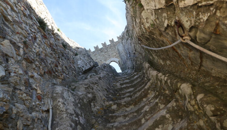Castello di Sperlinga 2 (1)