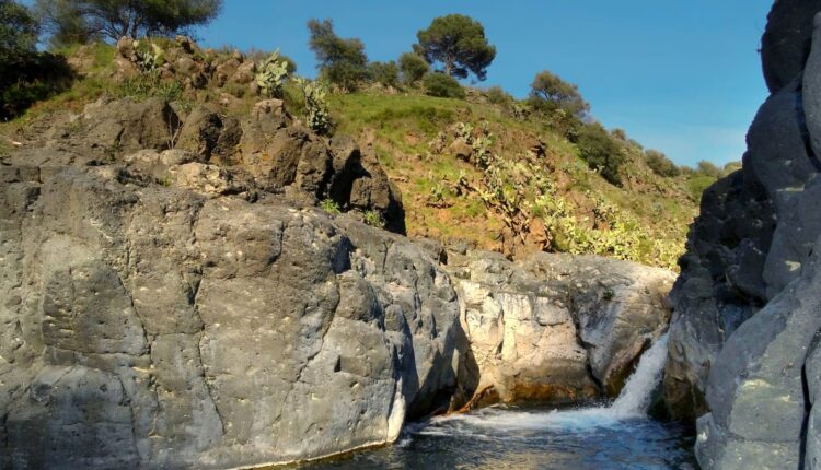 MILITELLO VAL DI CATANIA_Cascate dell_Oxena