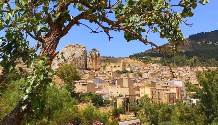 ROCCAPALUMBA
