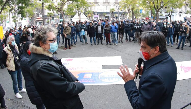 manifestazione piazza stesicoro ristoratori siciliani indipendenti (4)