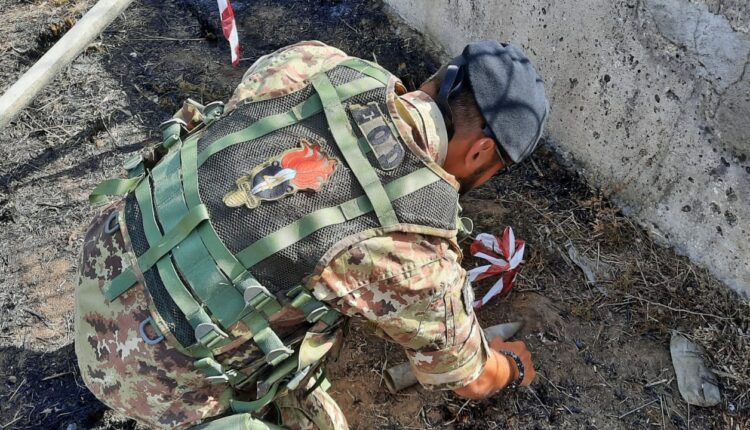 1. Artificeri dell’Esercito in azione a Piazza Armerina (EN)