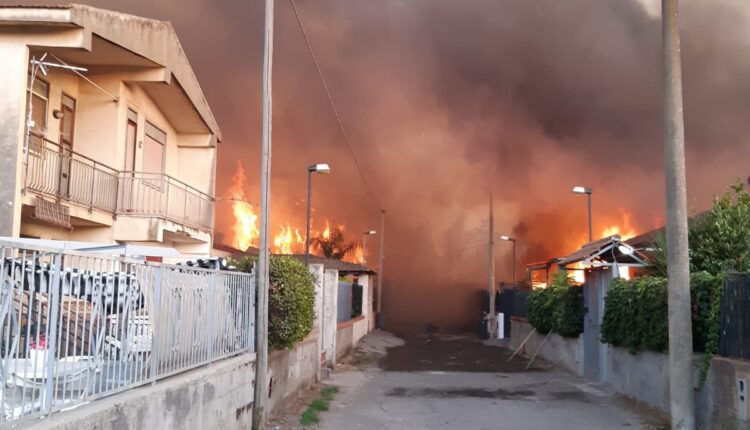 incendi Catania (6)