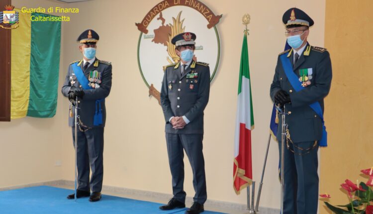 Avvicendamento Guardia di Finanza Calatanissetta1