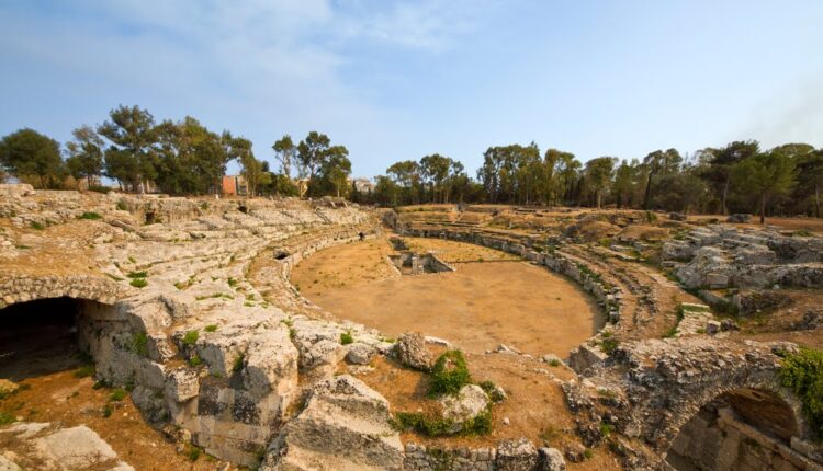 Anfiteatro_Romano_di_Siracusa_