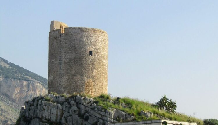 Isola delle Femmine Torre del Senato