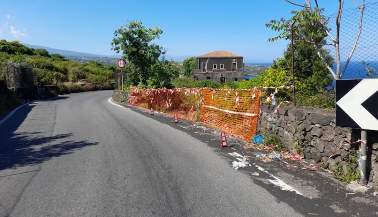 Strada provinciale Acireale Riposto 2