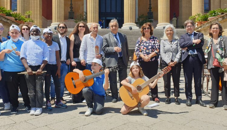 la scuola adotta la città