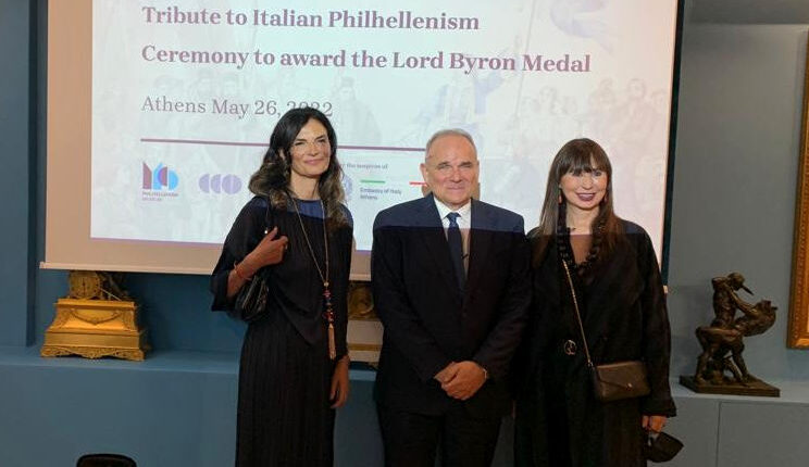 senatrice fi urania papatheu premio lord byron impegno filoellenico (3)