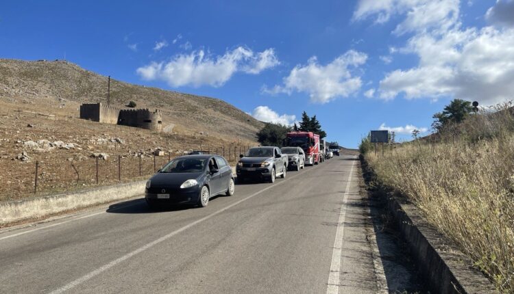 foto 6 Convoglio per trasferimento bomba d’aereo inerte in cava