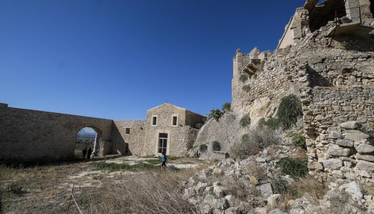 ALCAMO_Castello di Calatubo