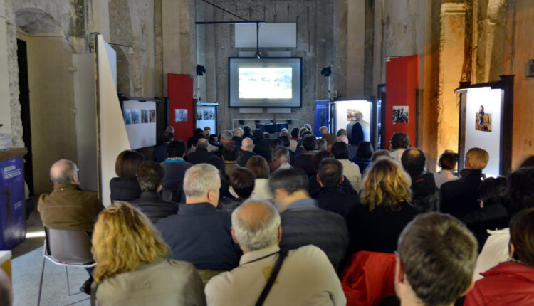 Momenti di proiezione presso la ex Chiesa di S. Benedetto e S. Chiara