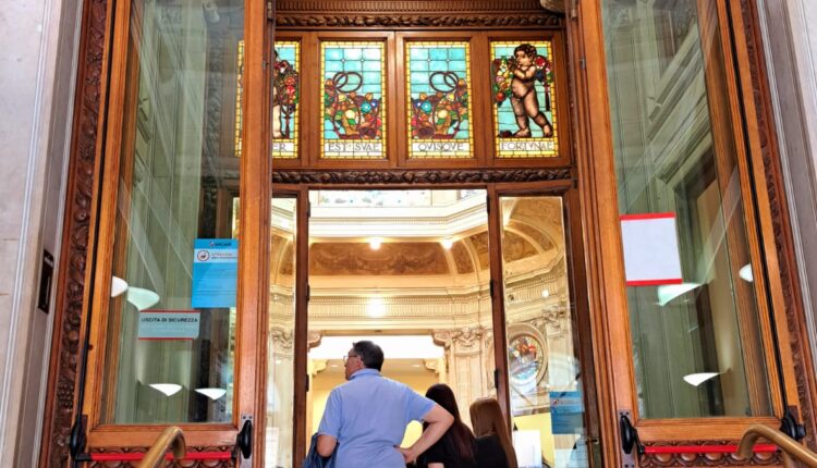 Caltanissetta. ex sede del Banco di Sicilia di proprietà Unicredit