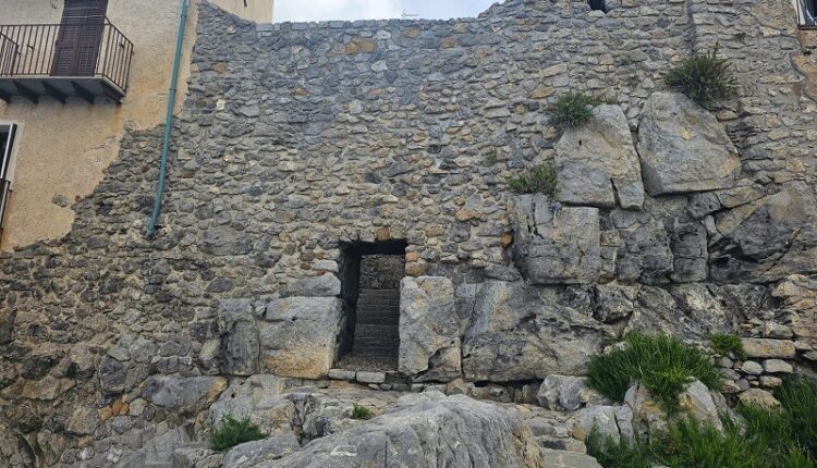 Cefalù mura megalitiche