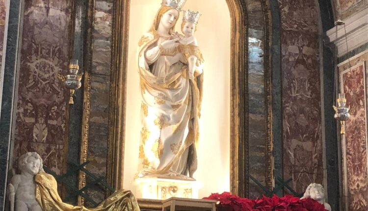 CT_Santa Maria del Gesù_Madonna con Bambino di A.Gagini